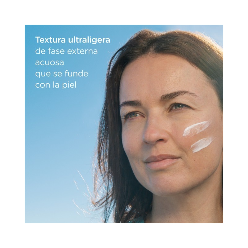 Fusion Water MAGIC Repair SPF50 | Fotoprotector Facial Antiedad
